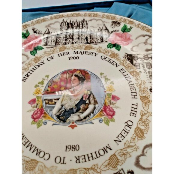 Coalport  1980 Plate to Commemorate The Queen Mother's 80th Birthday - Picture 2 of 11